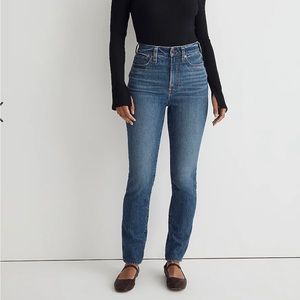 Madewell “the curvy perfect vintage Jean” size.24